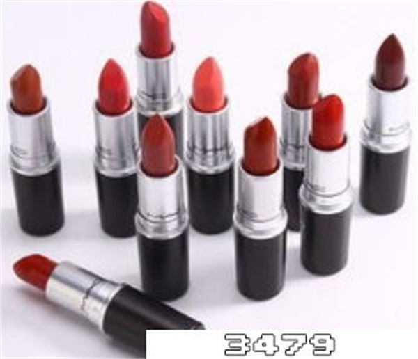 口红怎么选安全性高，测试口红好坏的小窍门