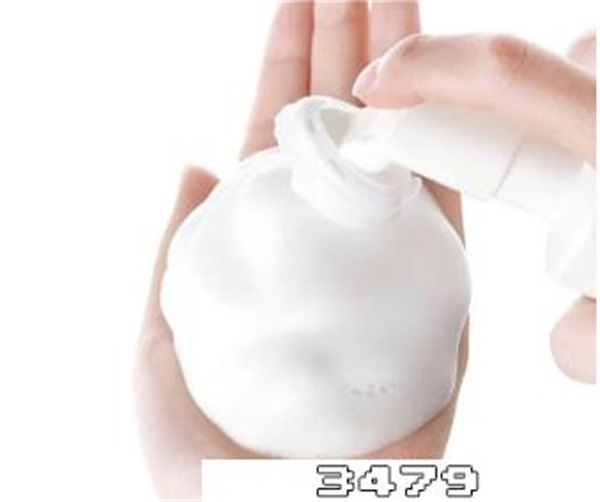 洗面奶哪款好用，怎么选择合适自己的洗面奶品牌