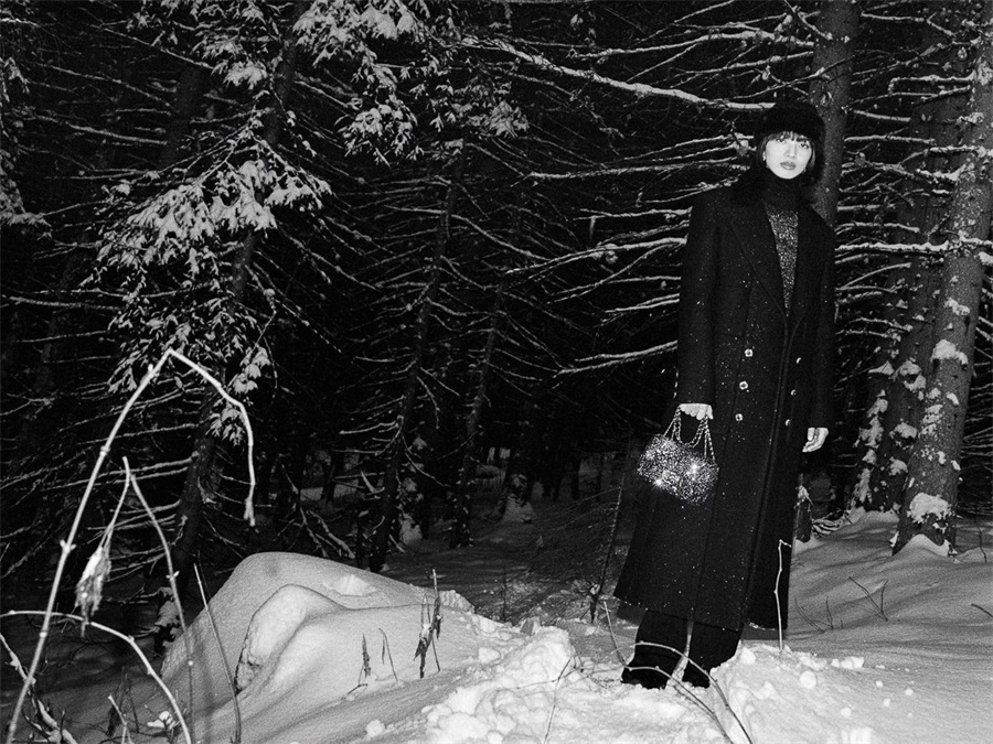 香奈儿Coco Neige冰雪系列回归：2025/26秋冬滑雪时尚全解析
