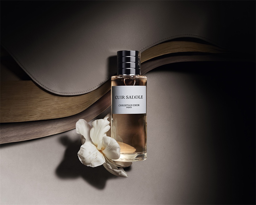 Dior Cuir Saddle 「限量版」香水