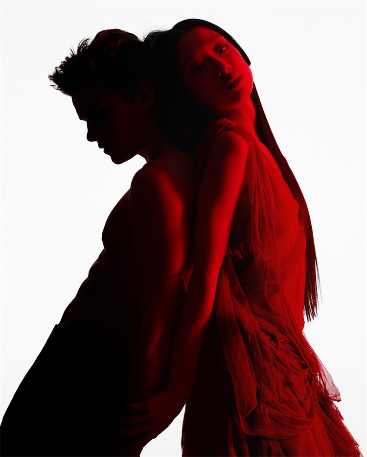 Escentric Molecules推出Molecule 01 + Champaca香水