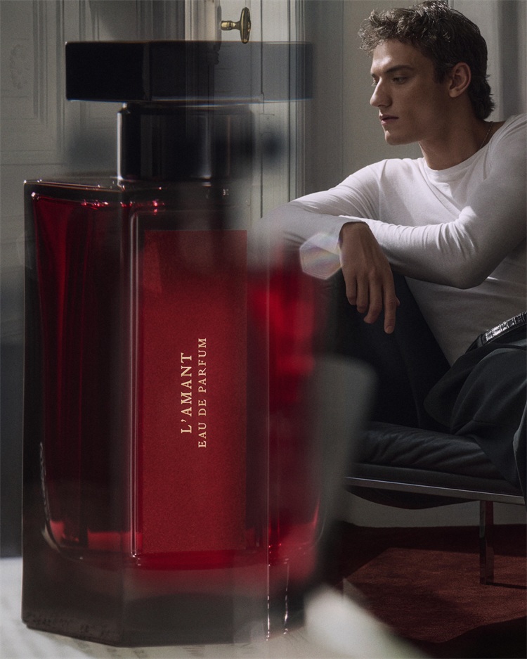 L'Amant by L'Artisan Parfumeur