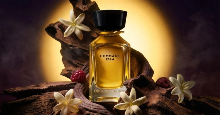 Omanluxury推出Hommage 1744：对乌木的全新演绎新香水