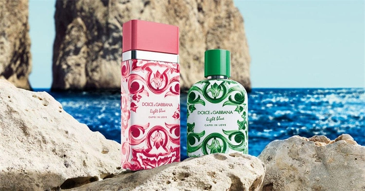 杜嘉班纳DOLCE&GABBANA推出Light Blue Capri In Love与Light Blue Capri In Love Pour Homme旅游零售专属版香水